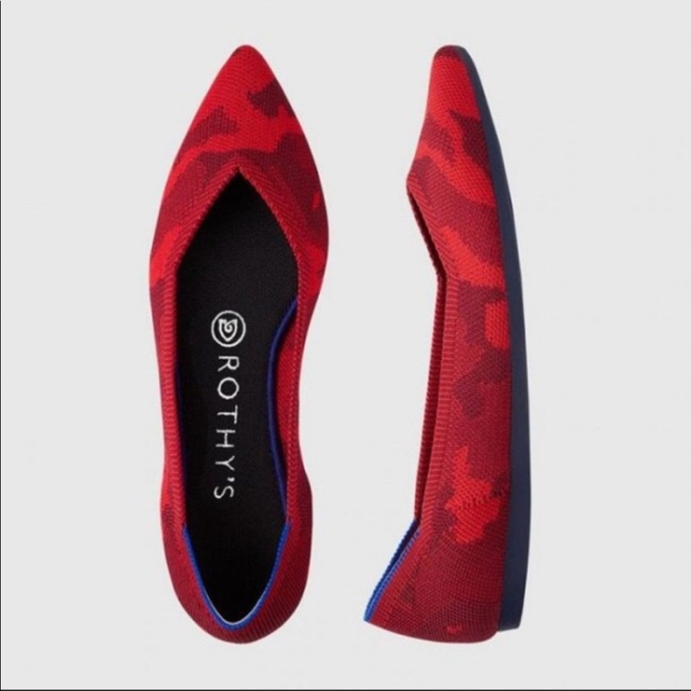 NWOT Rothy’s ‘The Point’ flats in red camo print, size 7.5, never worn, no box.